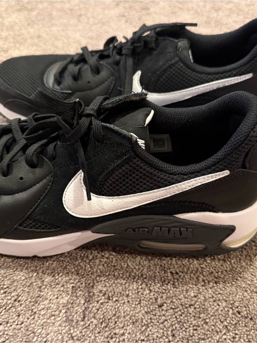 Nike Black and White Air Max Casual Sneakers